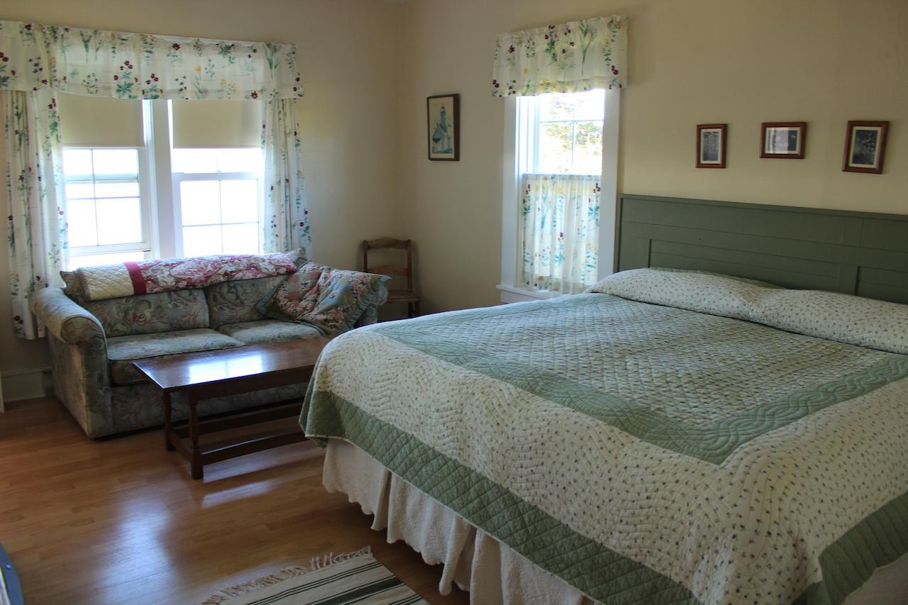 Compass Rose Heritage Inn North Head Экстерьер фото