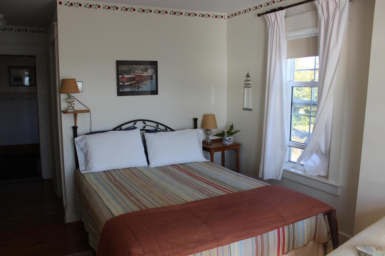 Compass Rose Heritage Inn North Head Номер фото