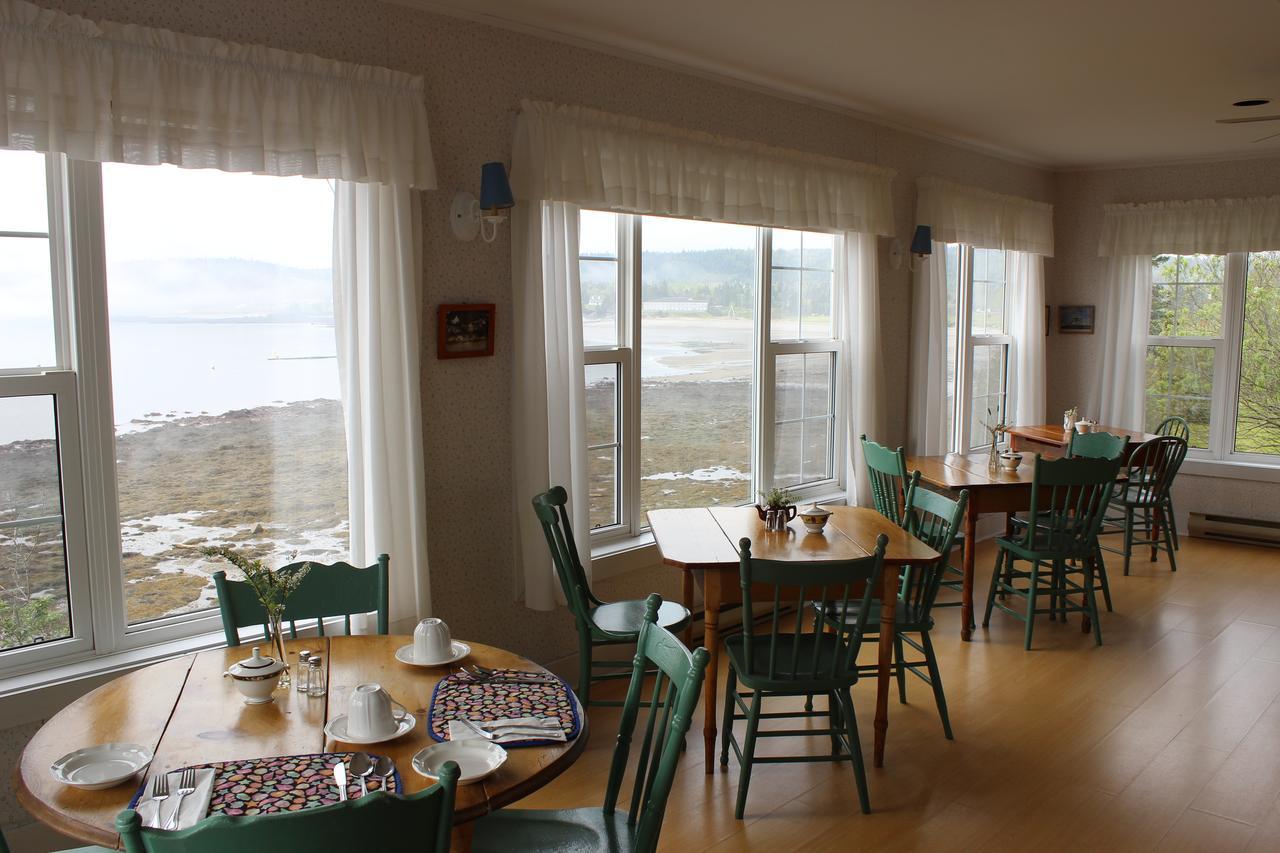 Compass Rose Heritage Inn North Head Экстерьер фото